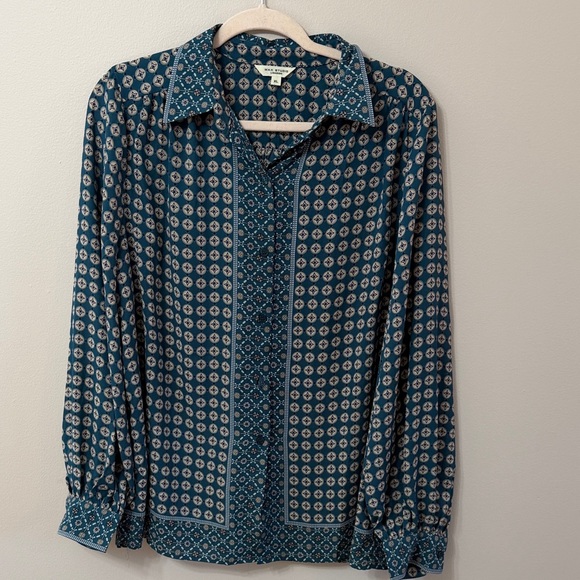 Max Studio Button Down - Picture 2 of 9